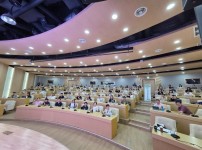  width: 100%; height : 150px