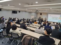  width: 100%; height : 150px